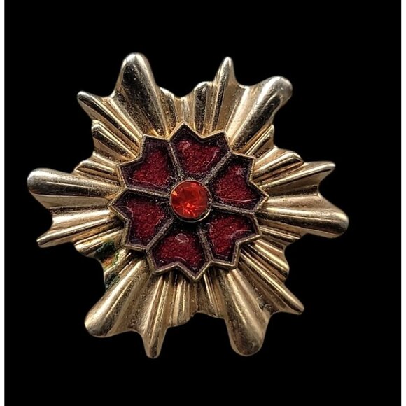 Gold Plated Star Burst Brooch Flower Center Red Rhinestone Accenr Vintage - Picture 1 of 8